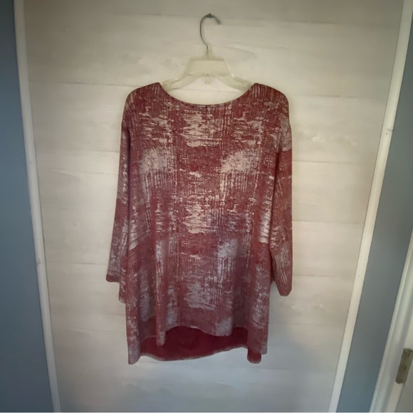 Isabel Hayley Women's Top Stretch Red Metallic Silver Bow Sz 3X Plus Size - Picture 6 of 6